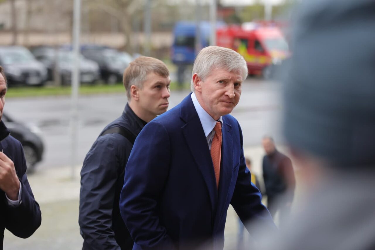 Cel mai bogat om din Ucraina, cu o avere de 8 miliarde de dolari, a venit la priveghiul lui Mircea Lucescu