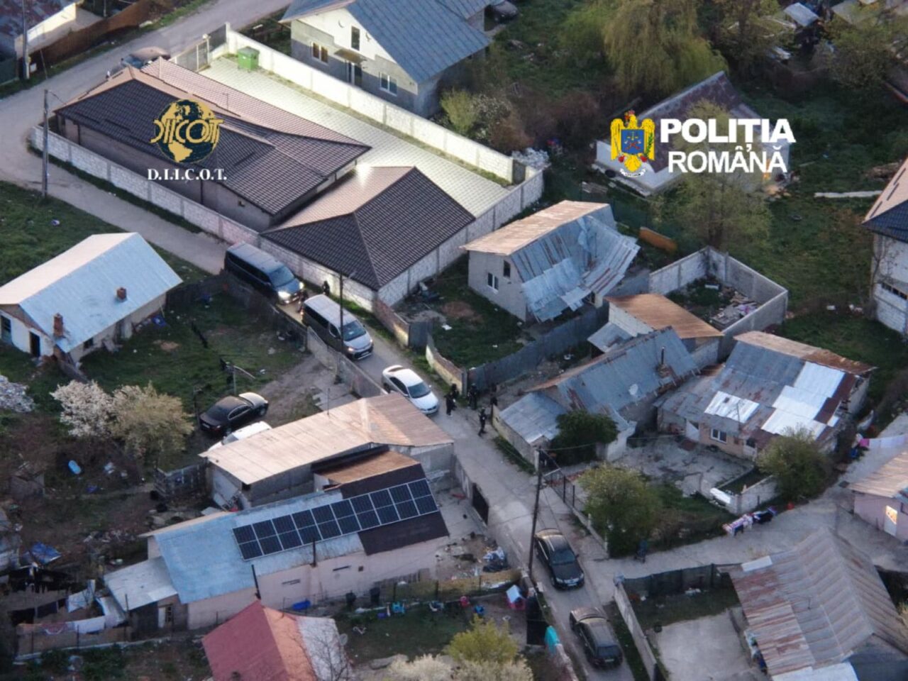 Anchetă în mai multe județe. Fete racolate prin metoda Loverboy și trimise la PROSTITUȚIE