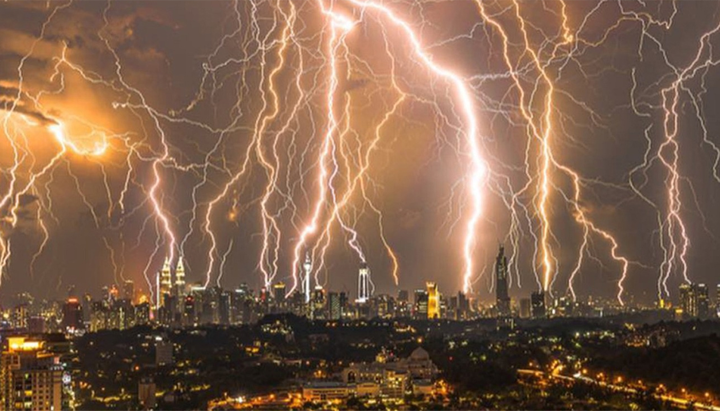 Caniculă în București: prognoza meteorologică pentru iulie
