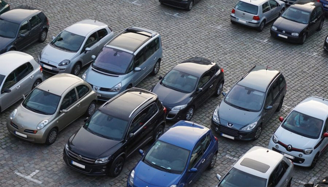 Aceste mașini ar putea fi interzise în România, începând cu data de 1 ianuarie 2027. Interdicția UE afectează cele mai populare autoturisme