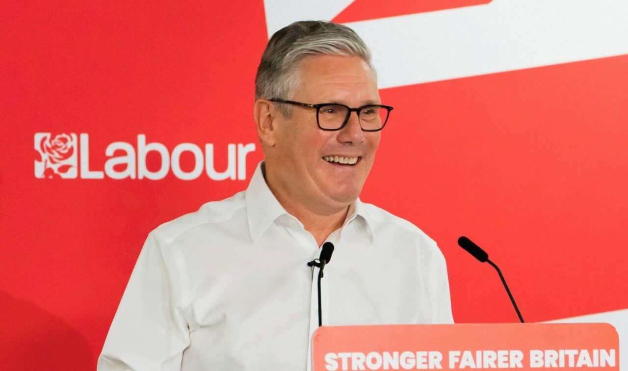 Keir Starmer susține că Brexit-ul a sărăcit Marea Britanie și a provocat o creștere a migrației ilegale. Premierul insistă că nu va renunța la funcție