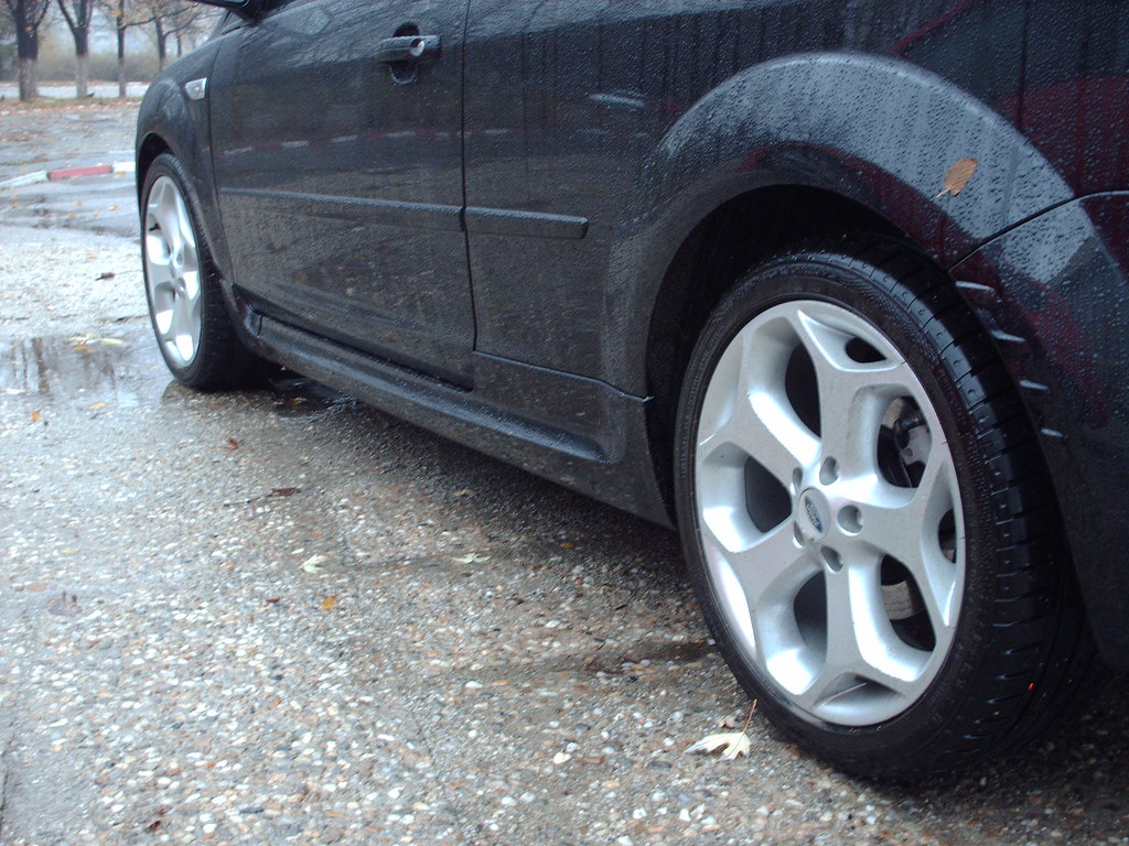 Contract de vânzare-cumpărare auto. Cum se modifică documentul, ce trebuie să facă vânzătorul și cumpărătorul