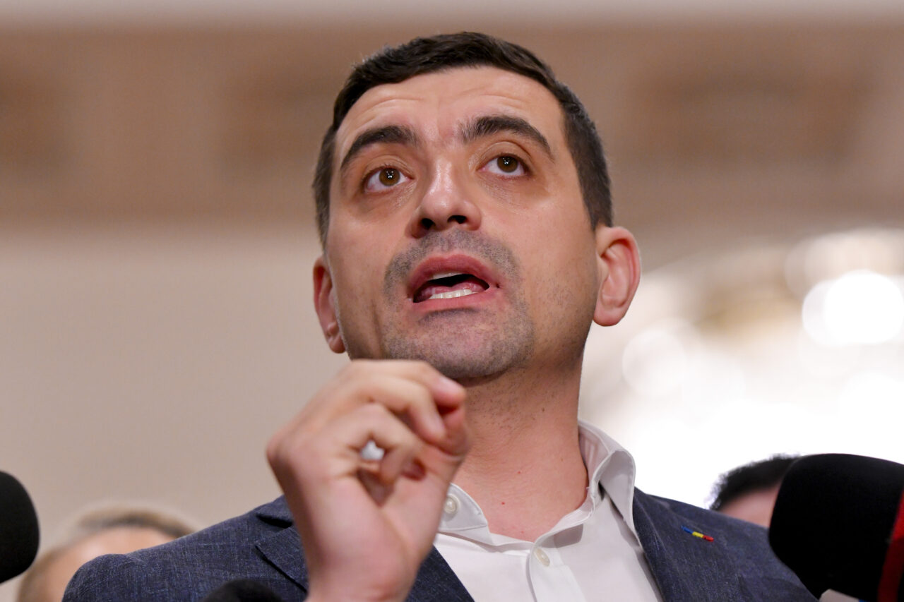 George Simion, după prăbușirea dronei la Galați: În al doisprezecelea ceas, nu mai dați foc la țară și lăsați un guvern legitim să preia conducerea
