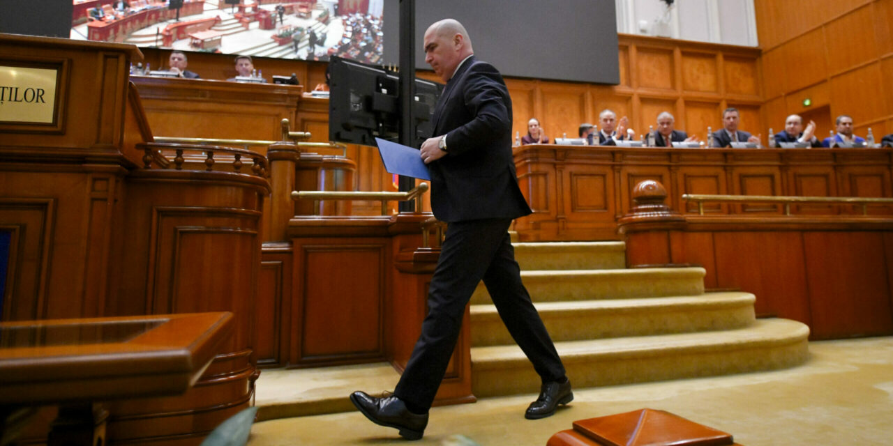 E oficial. Guvernul Bolojan a picat. Moțiunea de cenzură a trecut cu 281 de voturi. Ce urmează