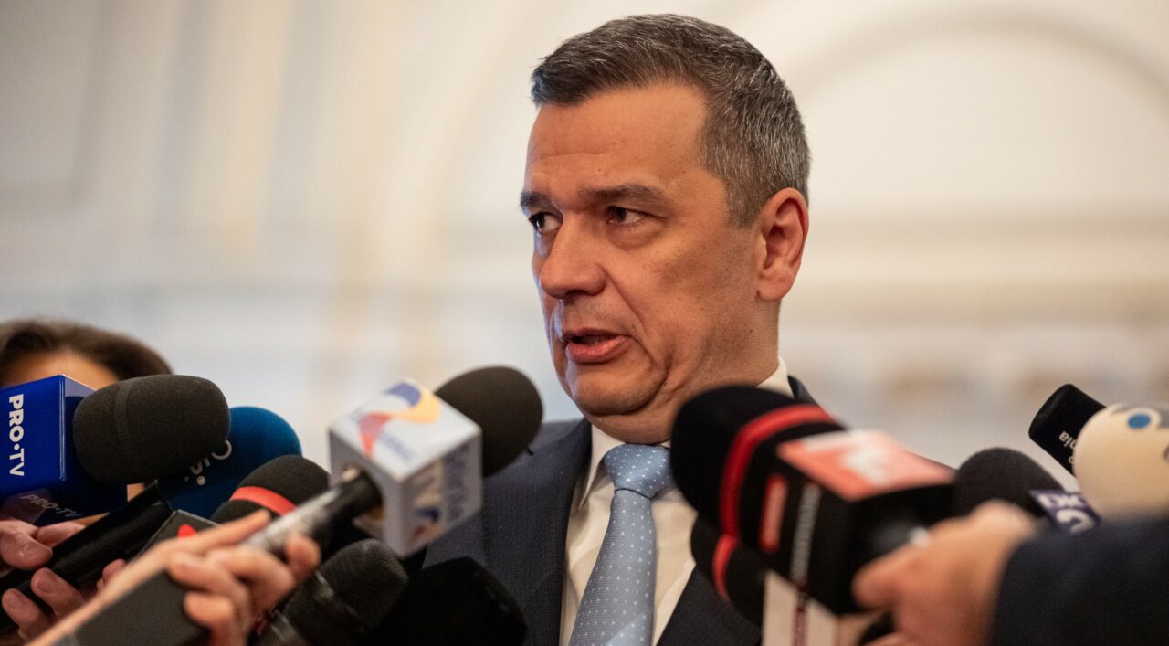 Sorin Grindeanu convoacă parlamentarii social-democrați într-o ședință, cu o zi înaintea debarcării Guvernului Bolojan