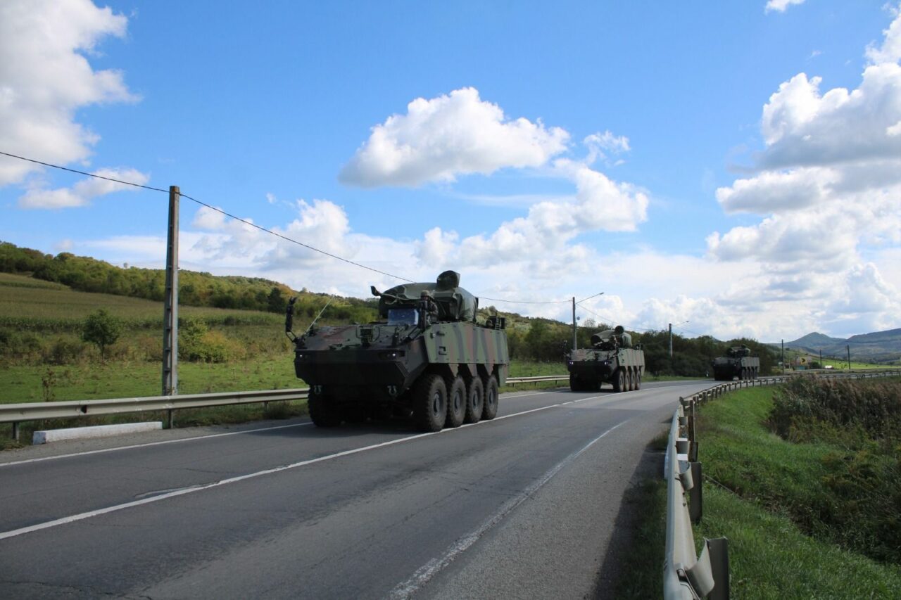 Coliziune între blindate ale Armatei Române în Sălaj: 11 militari răniți. Cum se simt victimele