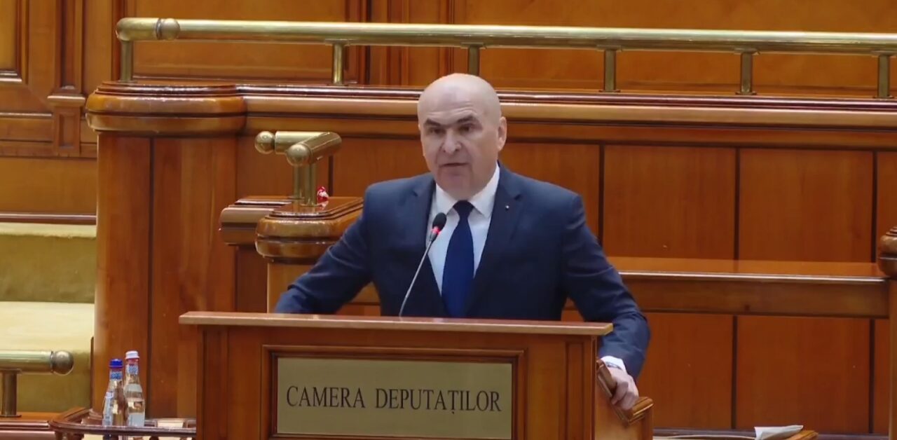 Bolojan, atac direct la PSD și AUR: ”Moțiunea e una de genul: nu ne vindem companiile, le mulgem noi”
