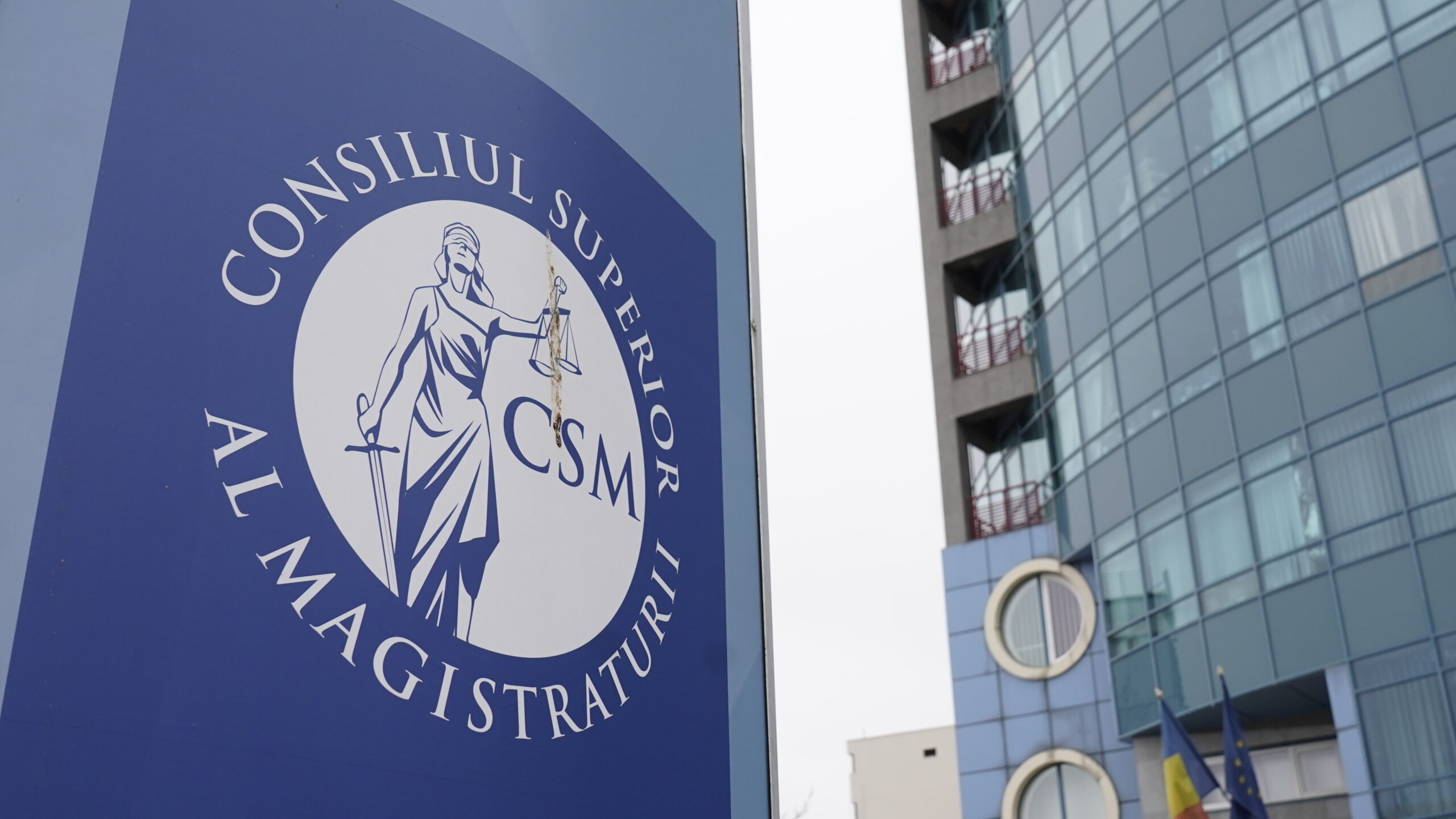 CSM respinge noua Lege a salarizării propusă de Bolojan