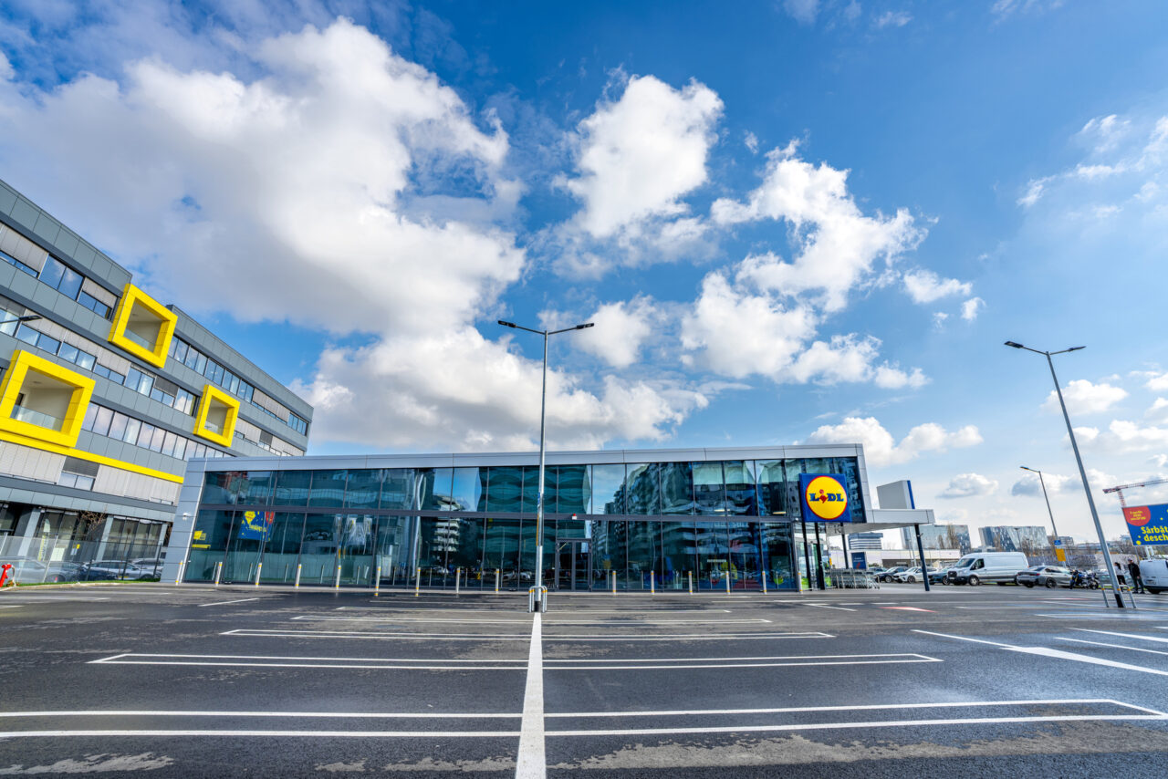 (P) Cu afaceri de peste 27,3 miliarde lei în 2025, Lidl România reinvestește tot profitul din anul precedent în România