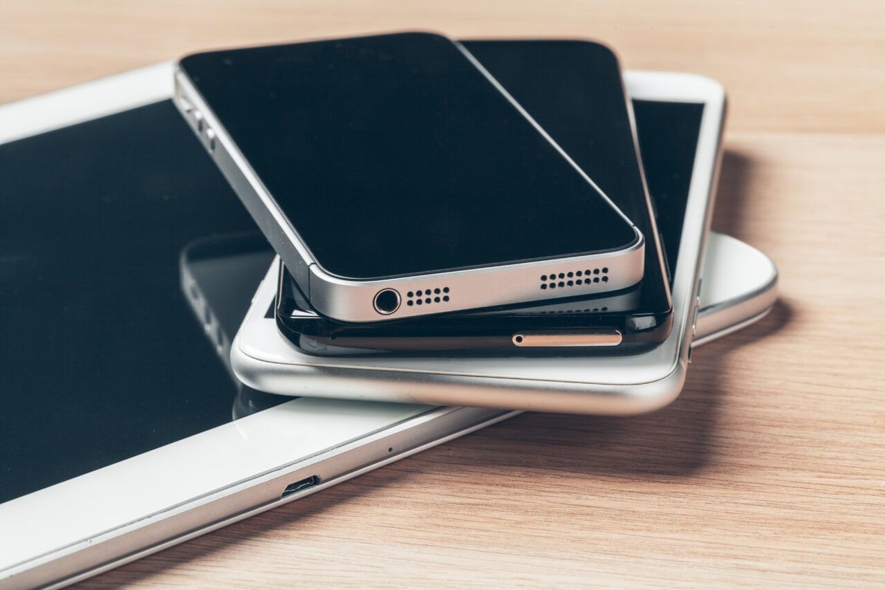 OpenAI lucrează la propriul smartphone bazat pe inteligență artificială, care nu va rula prin aplicații. Când ar putea începe producția în masă