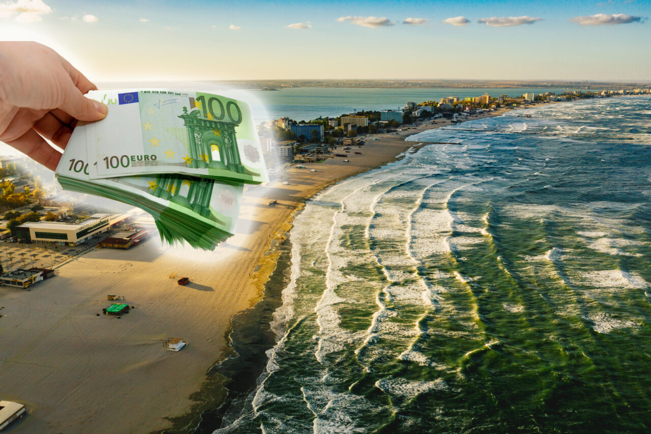 Fiță la Mamaia. Cea mai scumpă notă de plată a fost 20.000 de euro. În Vama Veche, distracția a fost pe buget: „Un bax de bere, pâine și parizer”