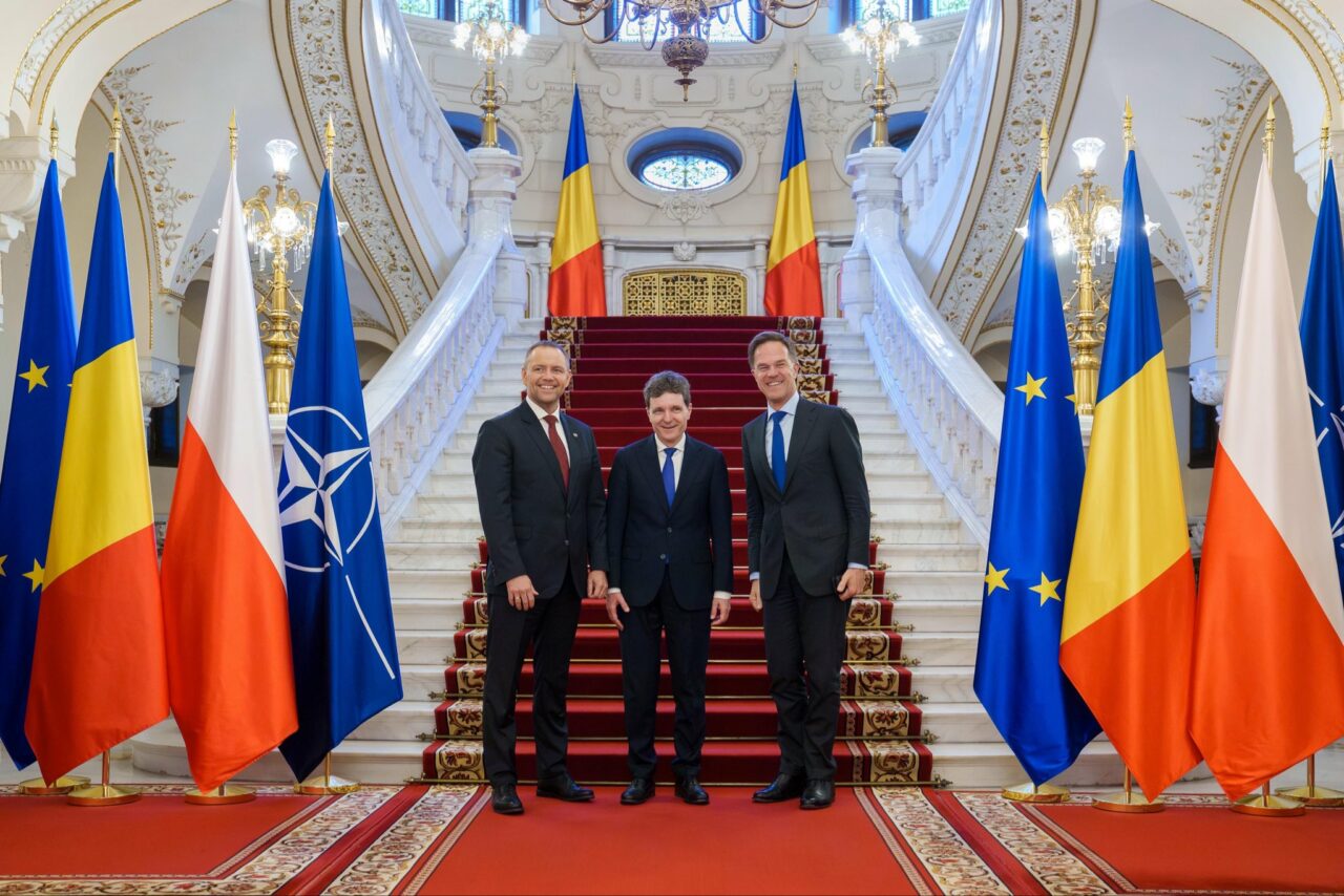 Nicușor Dan, alături de Mark Rutte și președintele Poloniei la Cotroceni: „B9 aduce o valoare adăugată pentru securitatea Alianței”