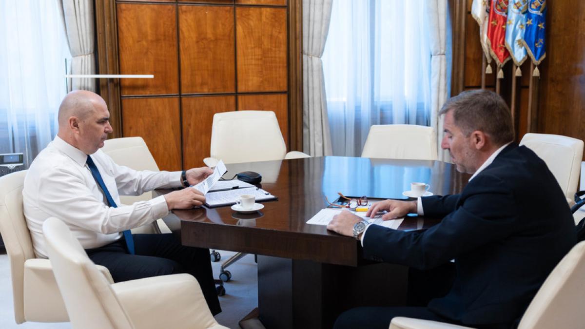 Bolojan, întâlnire cu CEO-ul Dacia după anunțul gigantului auto că renunță la investiții în România