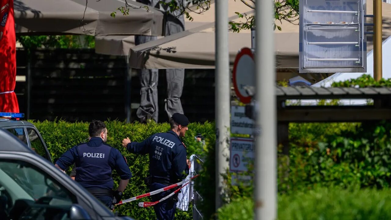 Tragedie în Austria. Un bărbat de 88 de ani suspectat că și-a omorât fiica și soția, iar apoi s-a sinucis
