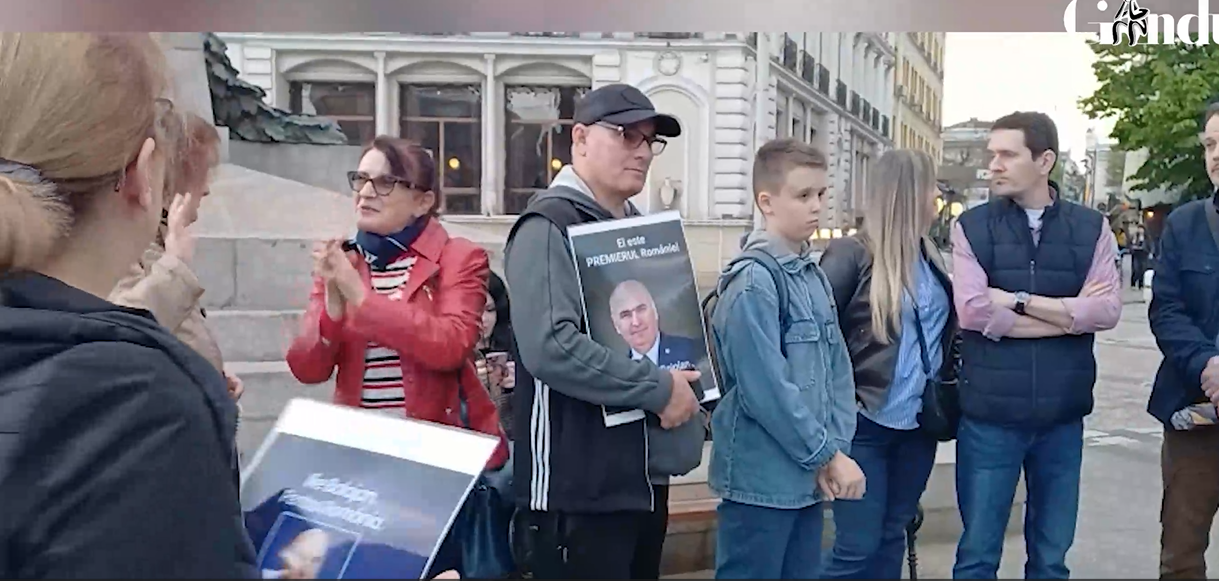 După bucureșteni și orădeni, ieșenii au ieșit și ei în stradă să îl susțină pe Ilie Bolojan: „Om serios, om muncitor pentru România”