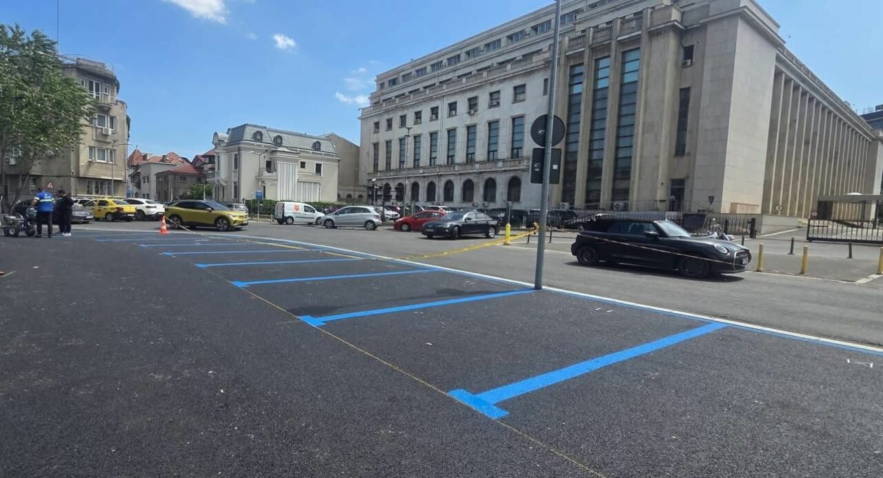 Val de cereri pentru parcări în Capitală. Încasări aproape duble în doar două săptămâni. Cât plătesc șoferii acum