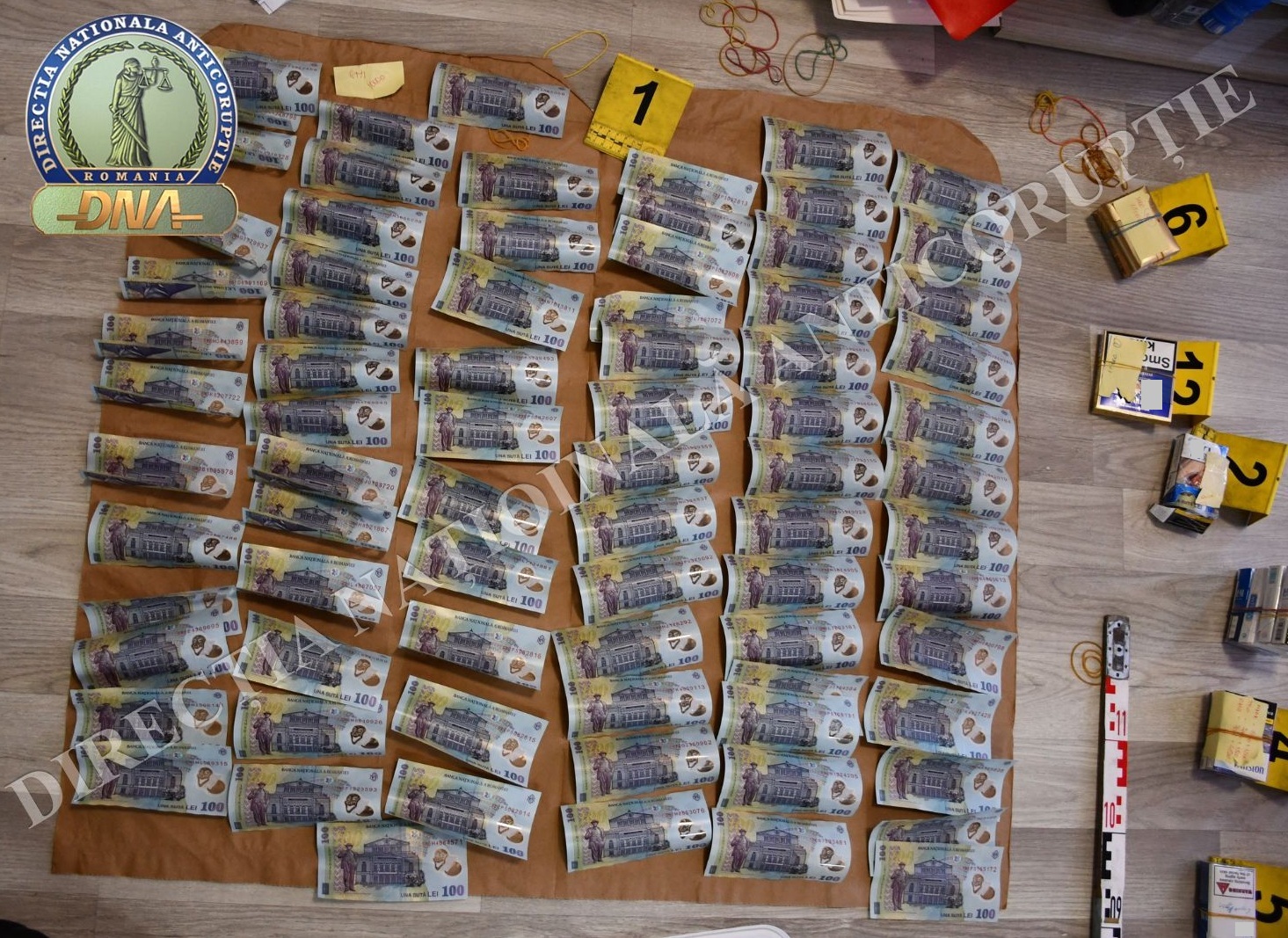 Articolul raportează despre acțiunile Direcției Naționale Anticorupție (DNA) – Serviciul Teritorial Const… — verdict ADEVĂRAT