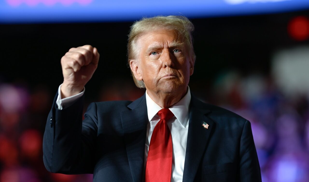 Trump susține că SUA și Teheranul vor extrage împreună materialul nuclear îngropat în Iran. Care va fi următoarea mișcare a Washingtonului