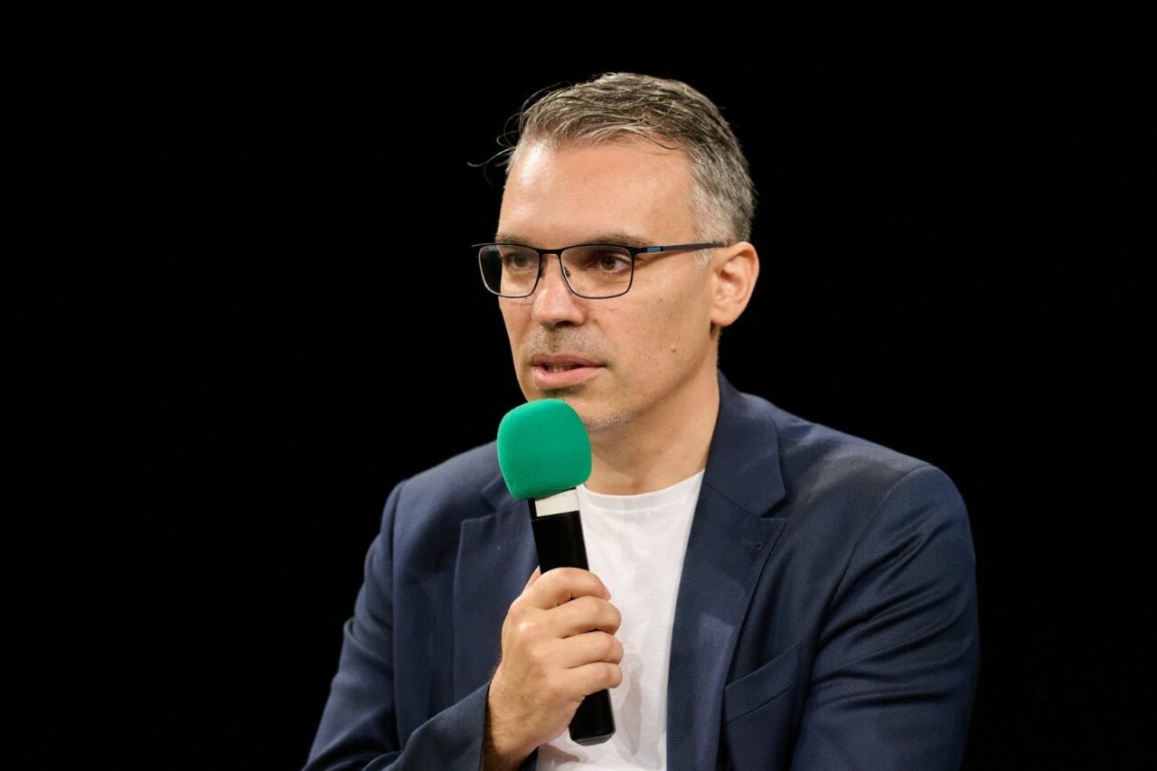 Efectele moțiunii de cenzură. „AUR poate ajunge la 50%, dar devine un risc”, afirmă directorul INSCOP. Ce spune despre popularitatea lui Bolojan