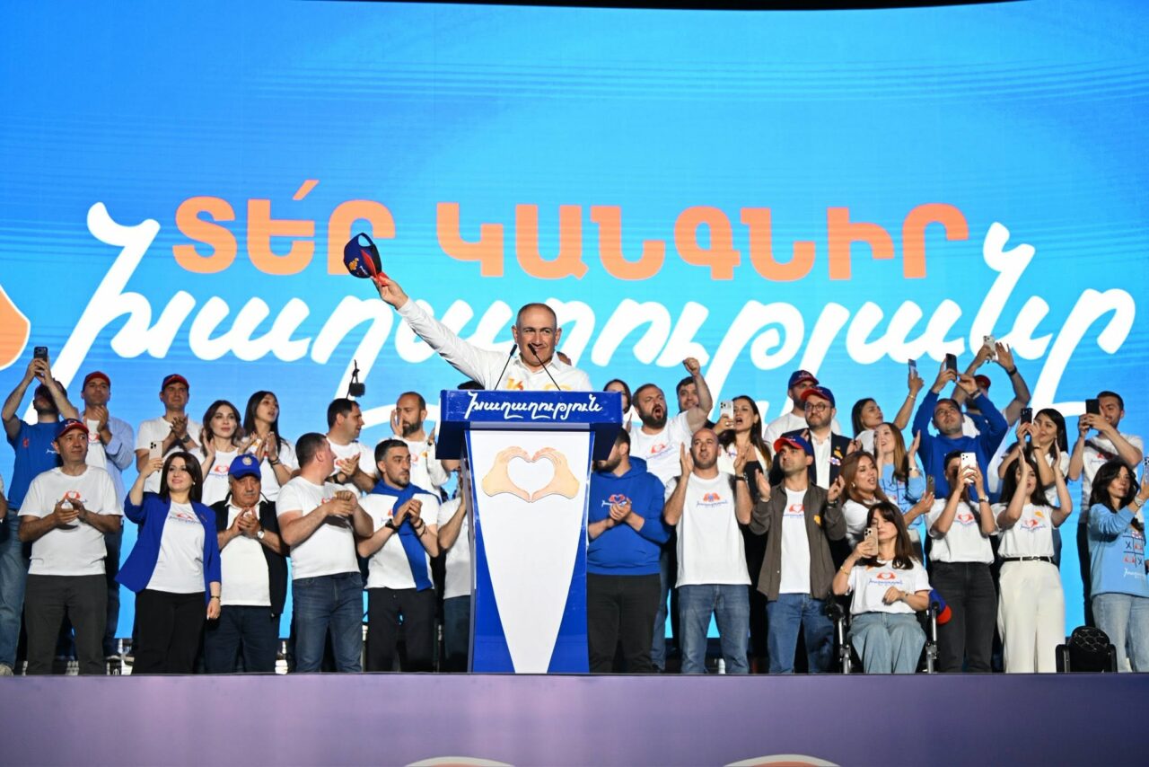 Alegeri în Armenia: Pashinyan revendică victoria la parlamen