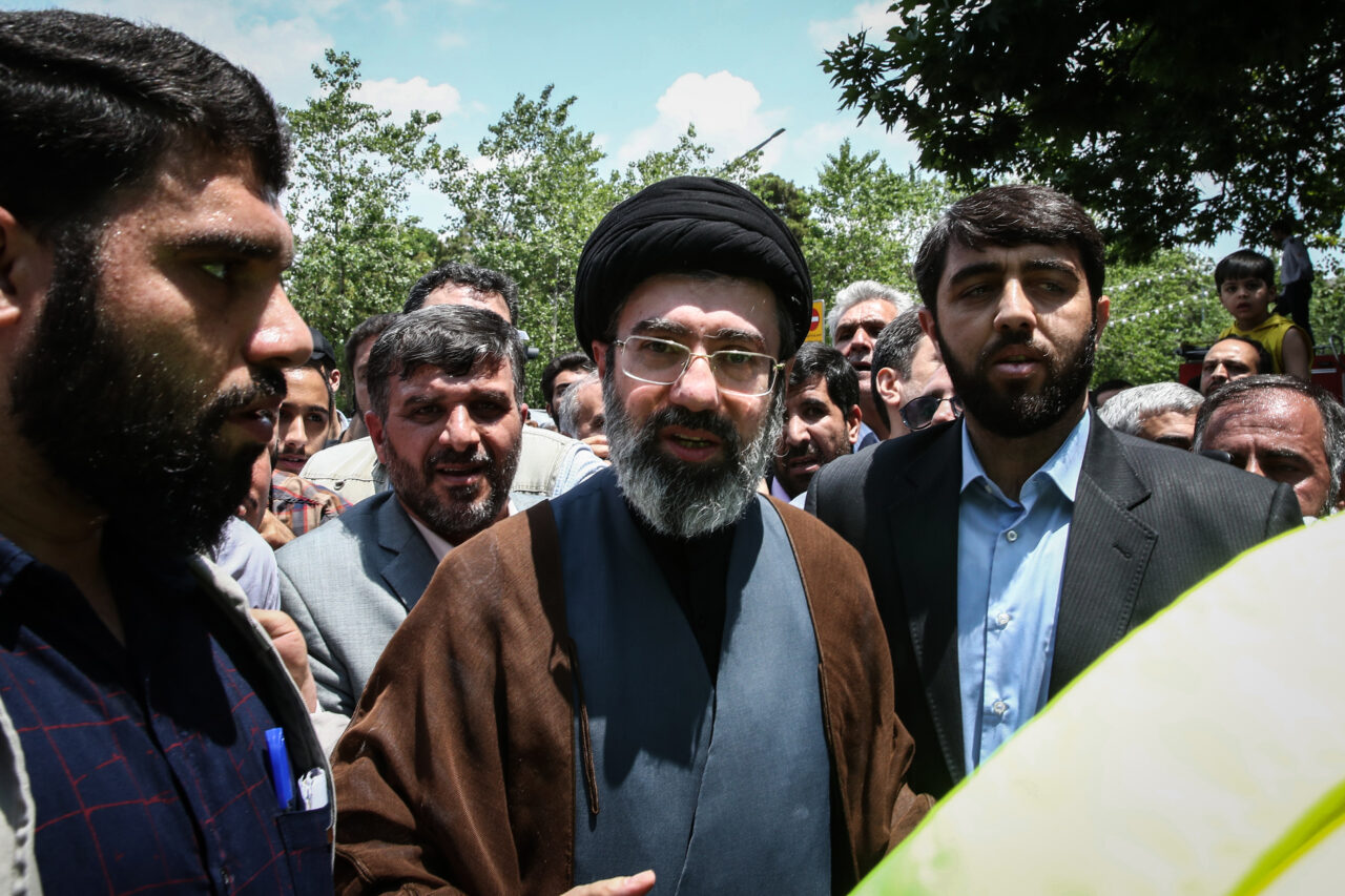 Reuters: Liderul suprem al Iranului, Mojtaba Khamenei, avertizează asupra diviziunilor interne după „eșecul militar” al „inamicului”