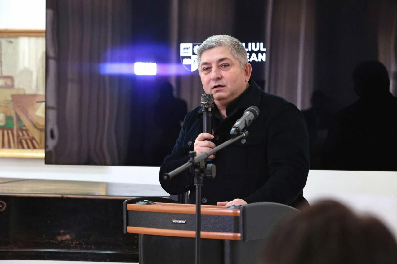 Președintele CJ Cluj, Alin Tișe, cere „guvernare, nu spectacol politic” după desemnarea lui Adrian Veștea: „Liderii adevărați aleg țara, nu partidul”