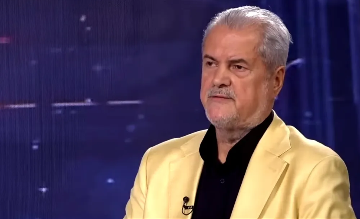 Prin SAFE, România cumpără armament din secolul trecut. Adrian Năstase: „O eroare, pare că ne pregătim să intrăm în al Doilea Război Mondial”