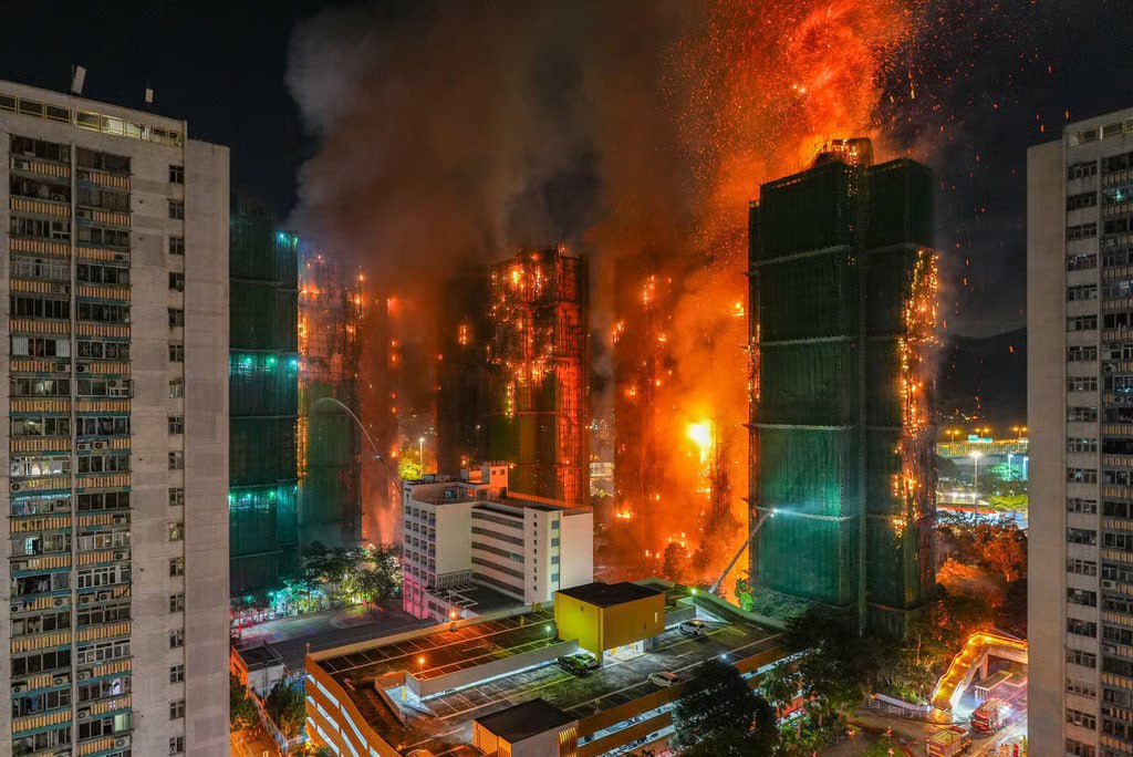 Ce acuzații au fost aduse celor responsabili de incendiul ma