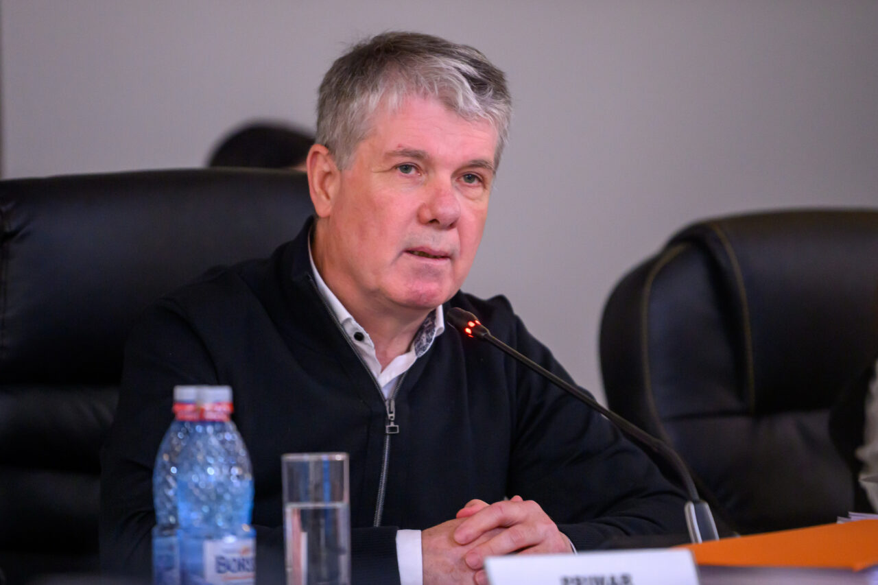 Primarul Brașovului, reacție după ce Adrian Veștea a fost desemnat premier: „Sper să punem punct acestei crize politice”