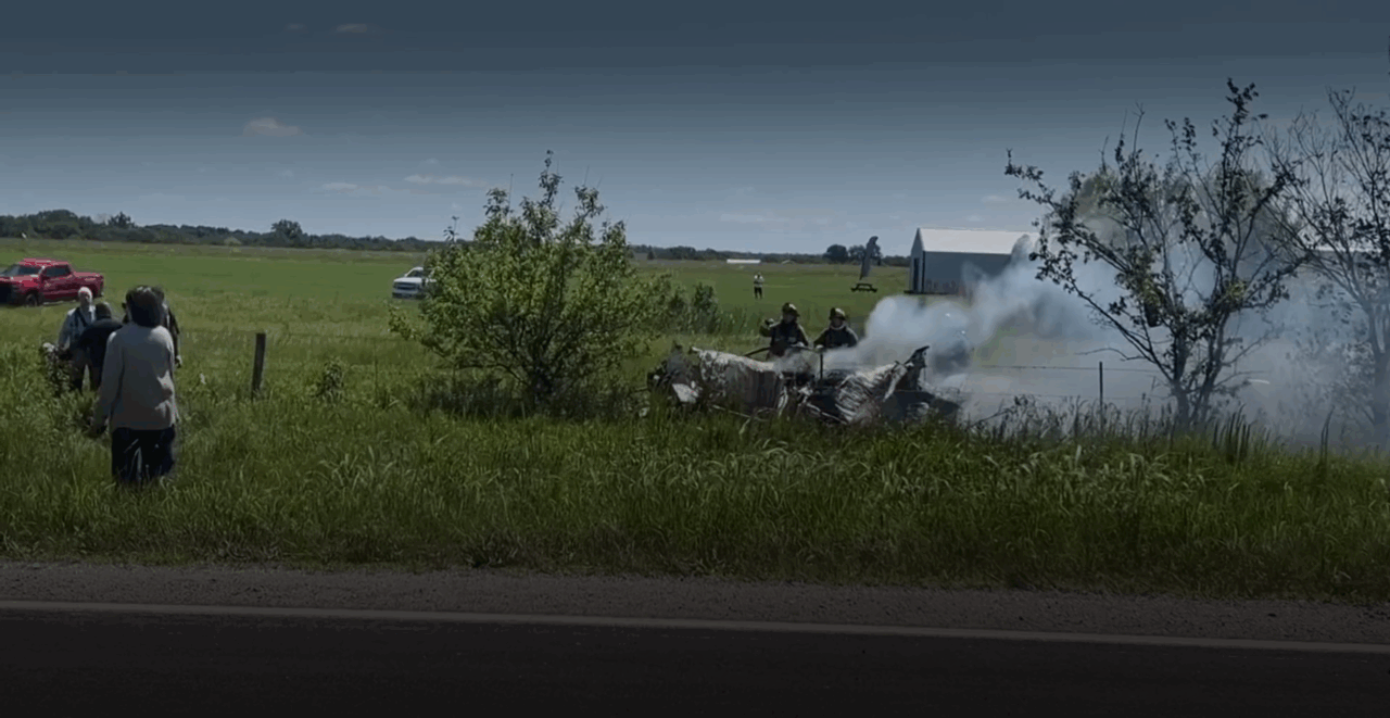 12 oameni au fost uciși după ce un avion s-a prăbușit în statul american Missouri. Ce spun autoritățile locale despre cauza prăbușirii