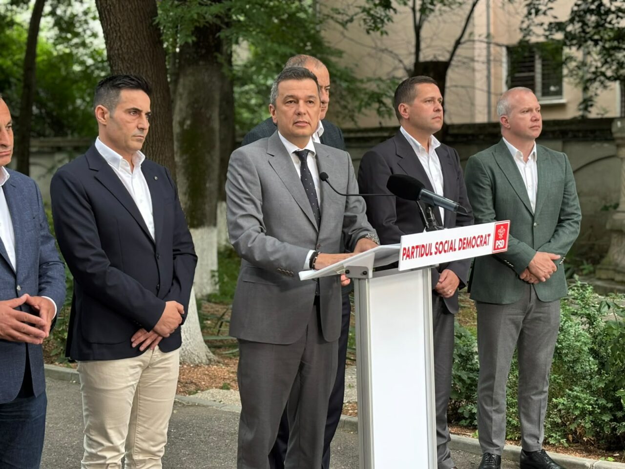 Grindeanu îl acuză pe Bolojan că vrea să blocheze 