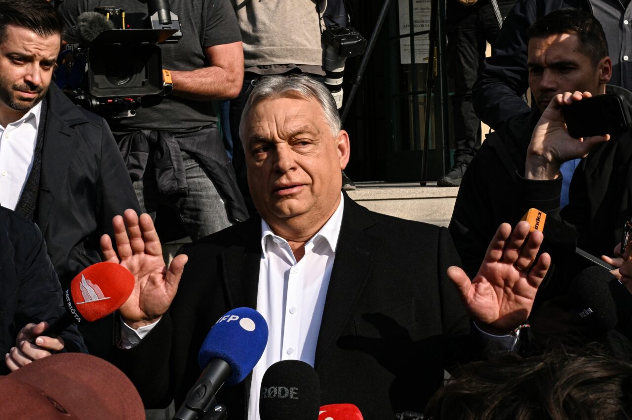 Cercul restrâns al fostului premier maghiar Viktor Orban ar 