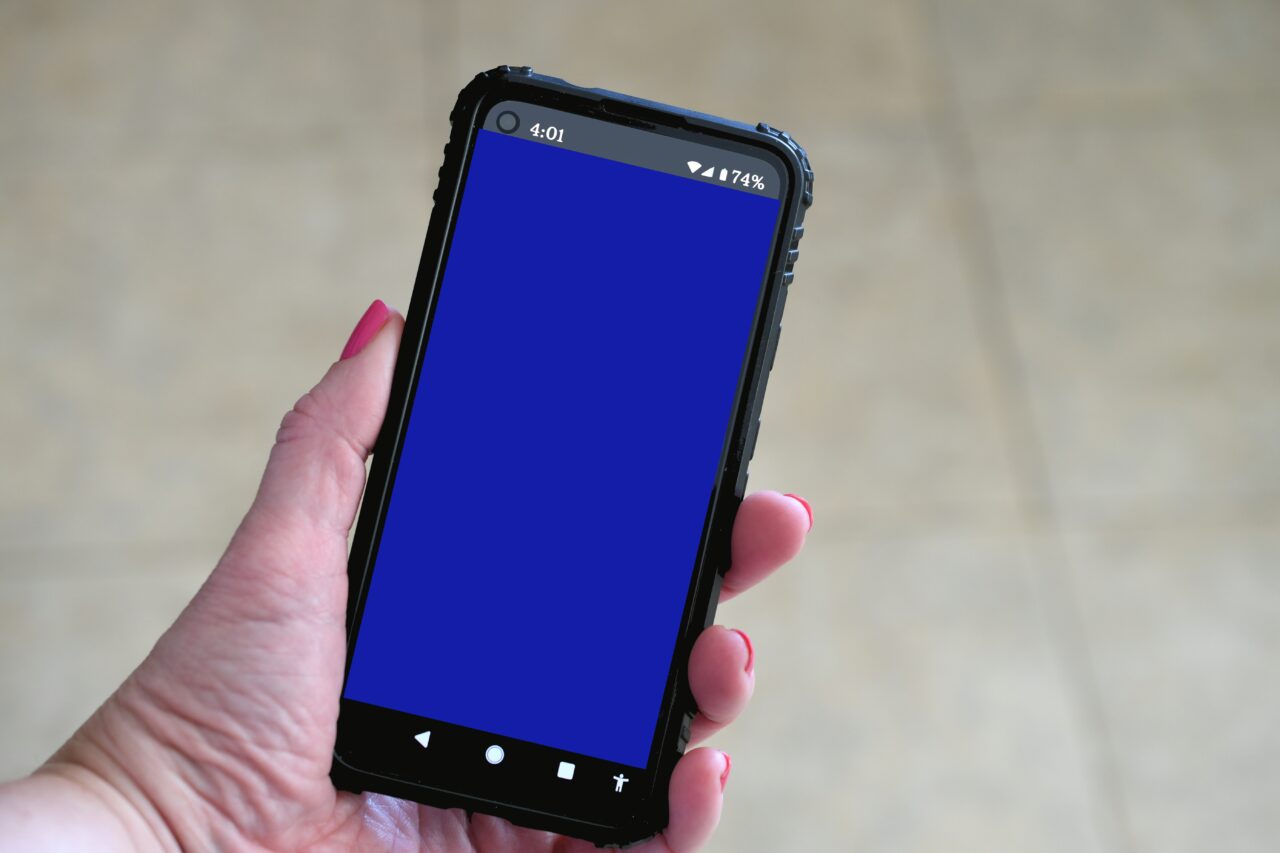 Soluția supremă: telefoanele Android, protejate împotriva apelurilor frauduloase cu ajutorul inteligenței artificiale capabile să identifice vocile