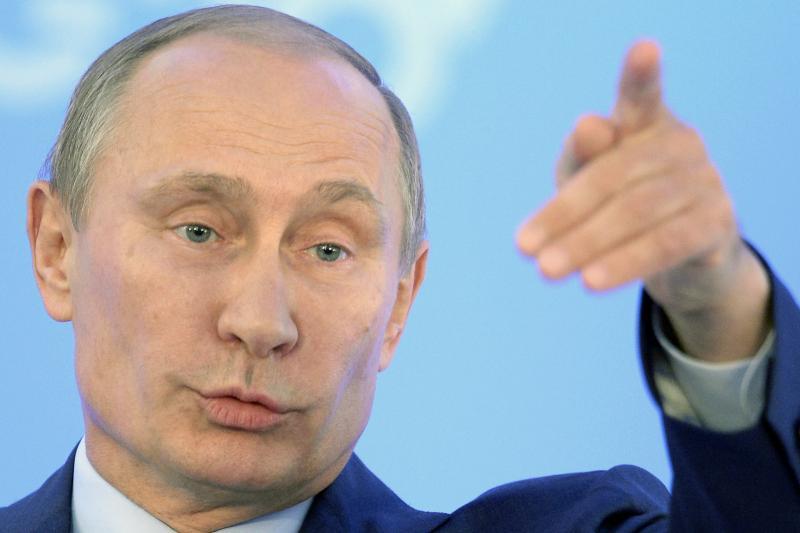 Scenariile lui Putin. Presa bulgară ia în calcul varianta ca președintele rus să atace din Republica Moldova sau să ocupe Insula Șerpilor