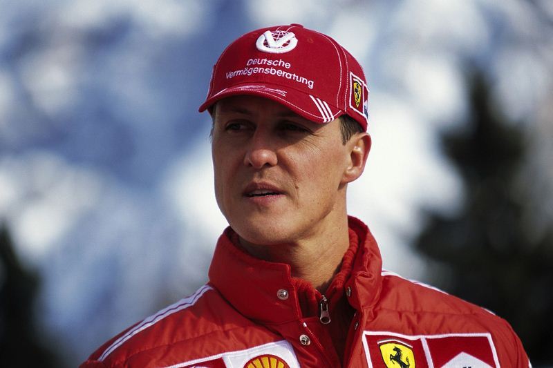 Michael Schumacher împlinește astăzi 53 de ani. Fiul său, Mick Schumacher, va fi pilot de rezervă la Ferrari