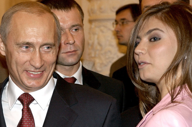 UE intenționează să o sancționeze pe Alina Kabaeva, presupusa iubită a președintelui rus Vladimir Putin