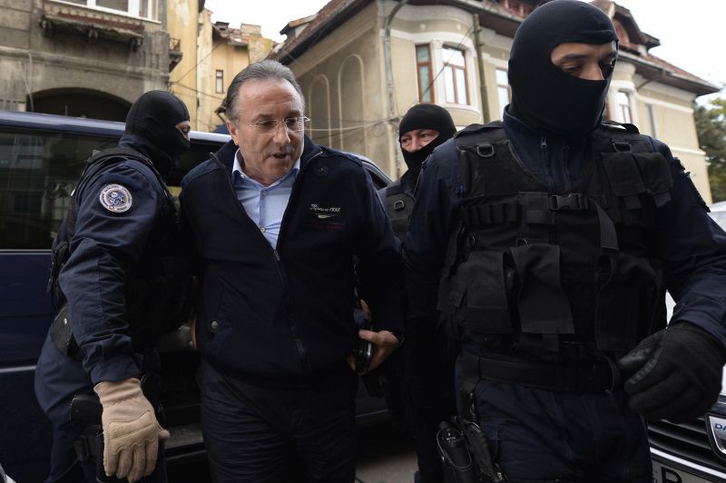 Gheorghe Nichita, fost primar al Iașului, condamnat la 5 ani de închisoare cu executare: și-a spionat amanta cu polițiștii locali