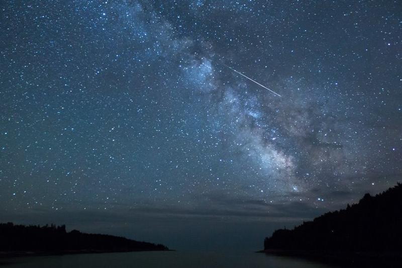 Fenomen unic pe CERUL României, vizibil din 10 august. Când va fi punctul culminant al ploii de stele căzătoare