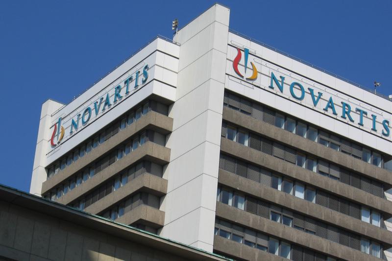 O nouă pastilă anti-COVID-19 ar putea primi aprobare. Novartis: Reduce încărcătura virală în 8 zile