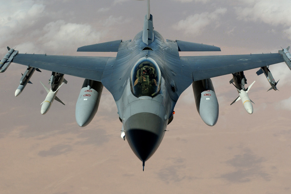 Un avion de război al SUA a doborât o DRONĂ turcească care se apropiase la doar 1 km de trupele americane din Siria. Este primul incident de acest fel