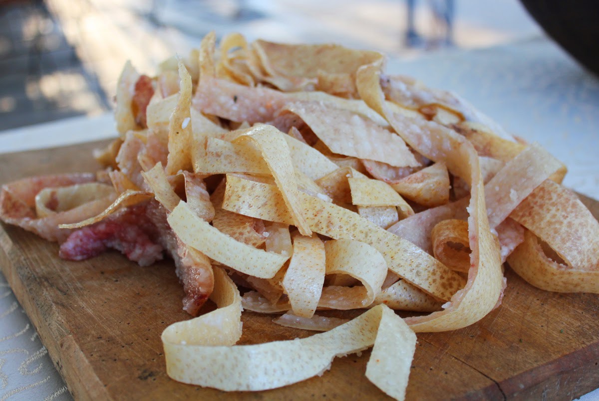 Cât costă kilogramul de șorici de porc în 2023. NU este pentru toate buzunarele
