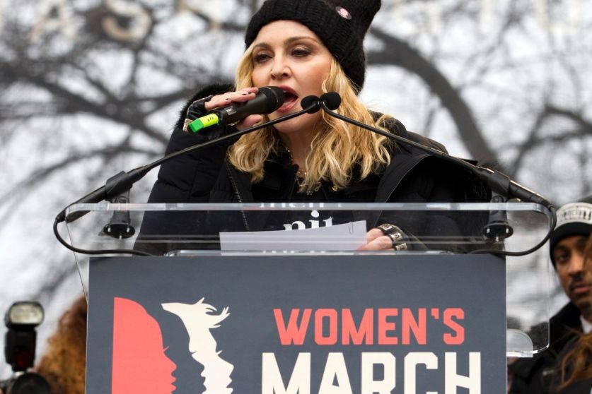 Madonna o susține public pe Britney Spears: Daţi-i viaţa înapoi acestei femei. Sclavia a fost desfiinţată cu mult timp în urmă!