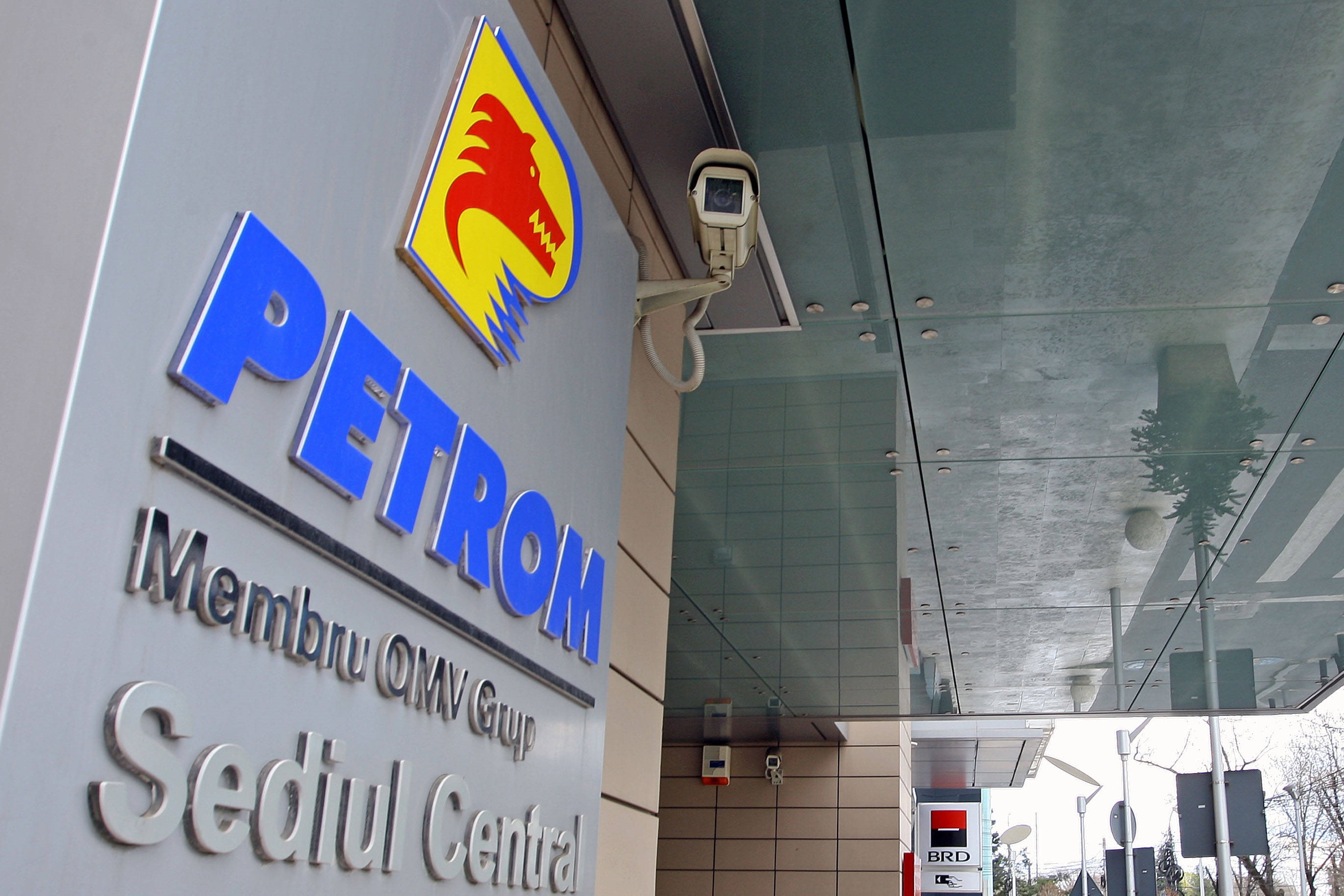 Consiliul Concurenţei AUTORIZEAZĂ OMV Petrom să externalizeze servicii către Bonatti S.p.A.