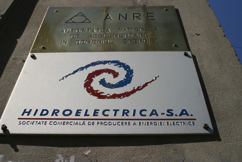 A început bătălia pentru energia ieftină: Hidroelectrica reziliază mai multe contracte cu unul dintre cei mai mari jucători din piața românească