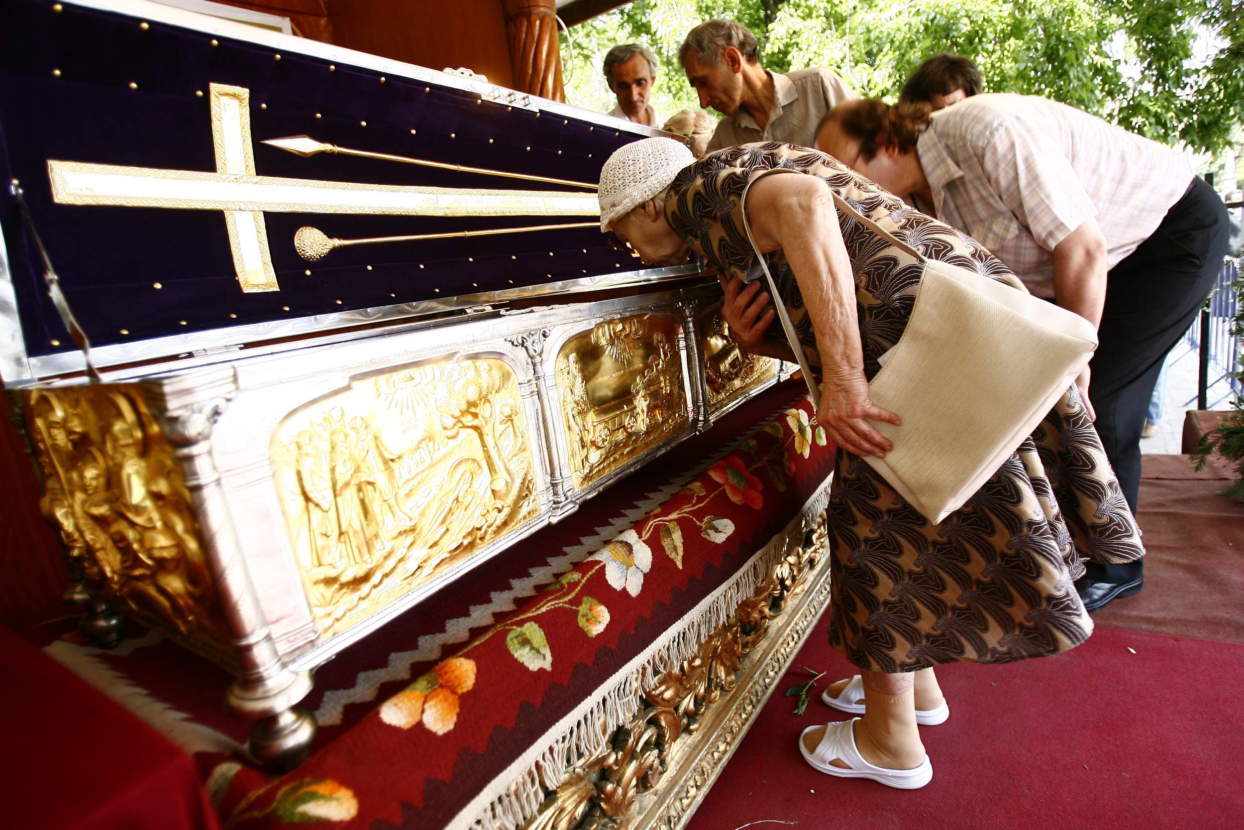 14 octombrie – Sărbătoarea Sfintei Parascheva. Tradiții, obiceiuri și superstiții