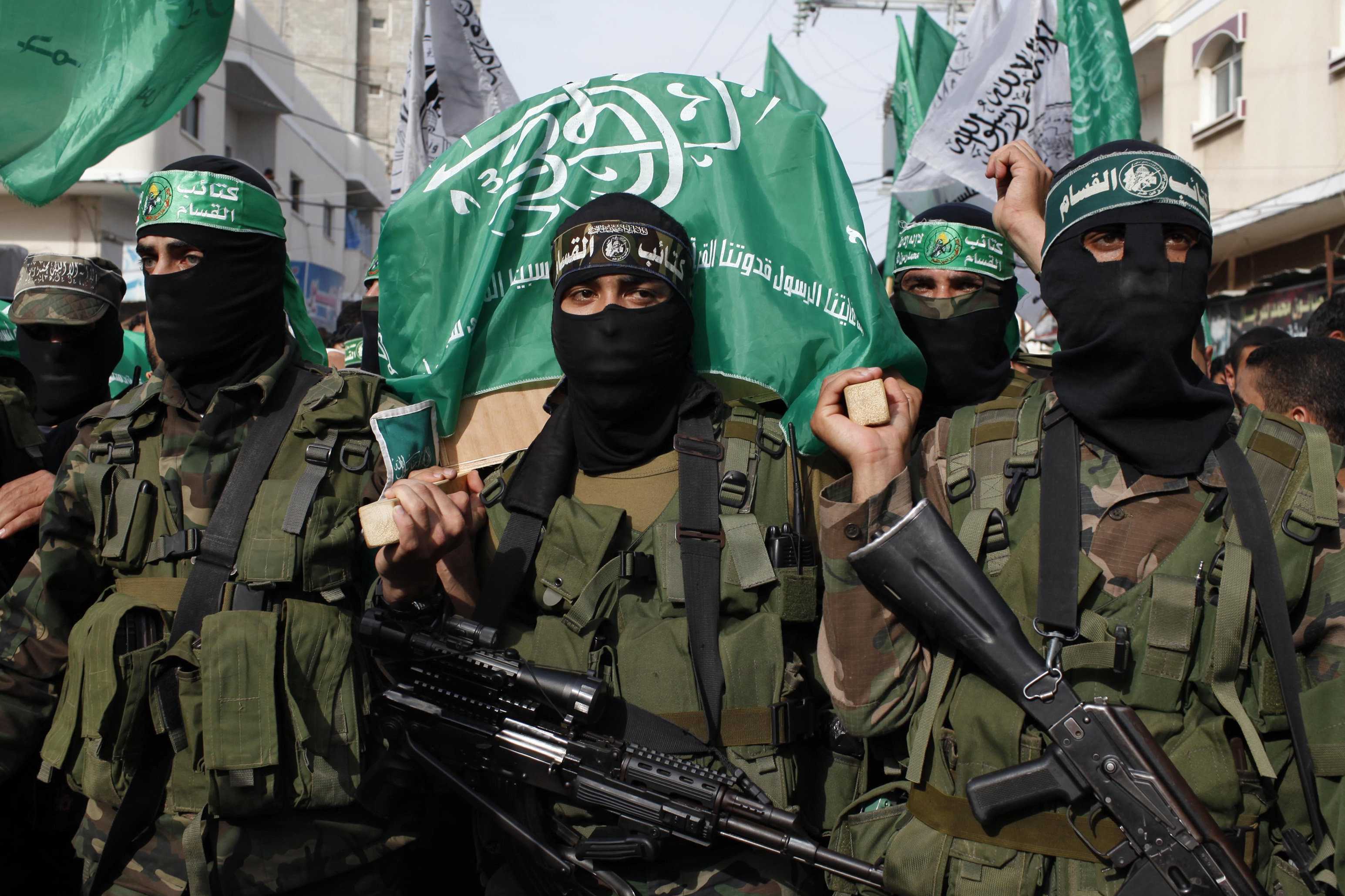Rusia ar fi furnizat teroriștilor Hamas ARME occidentale, capturate în timpul conflictelor din Ucraina, spun serviciile secrete ucrainene