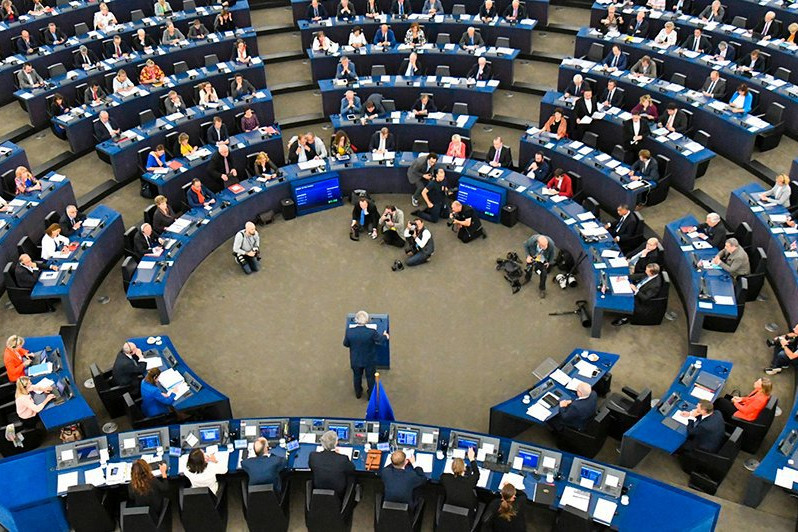 Cum arată viitoarea COMISIE EUROPEANĂ. Criteriul echilibrului pe genuri dorit de von der Leyen NU a fost respectat