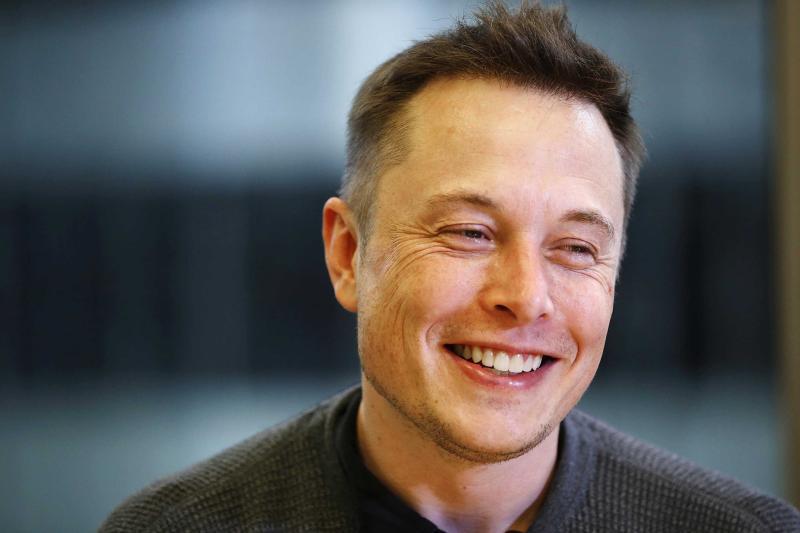 Tesla deschide centrul din București și caută colegi! Pentru început, compania lui Elon Musk recrutează cinci oameni
