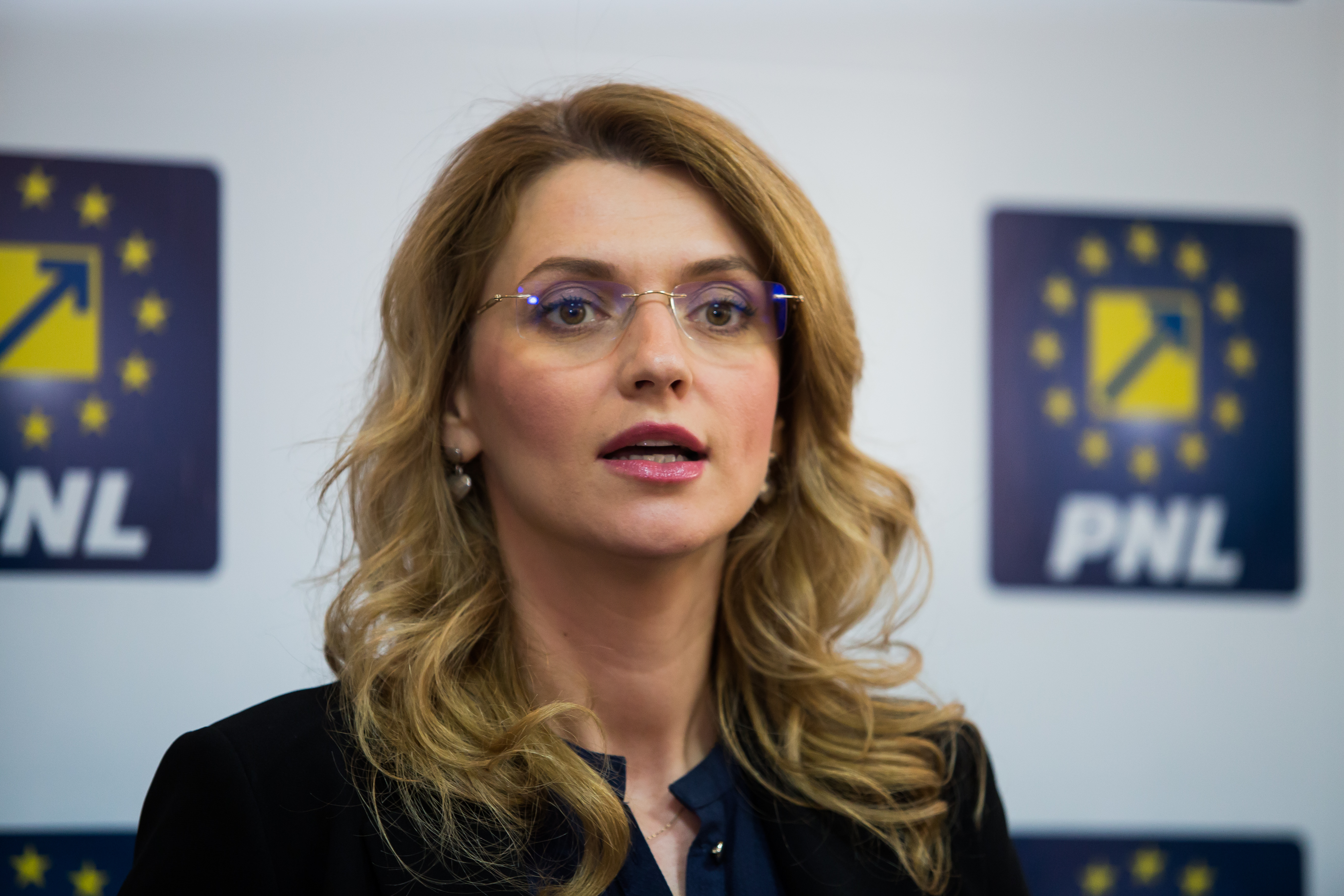 Alina Gorghiu, PNL: „Modificăm legea Educației naționale. Profesorii care hărțuiesc elevii nu au ce căuta la catedră”