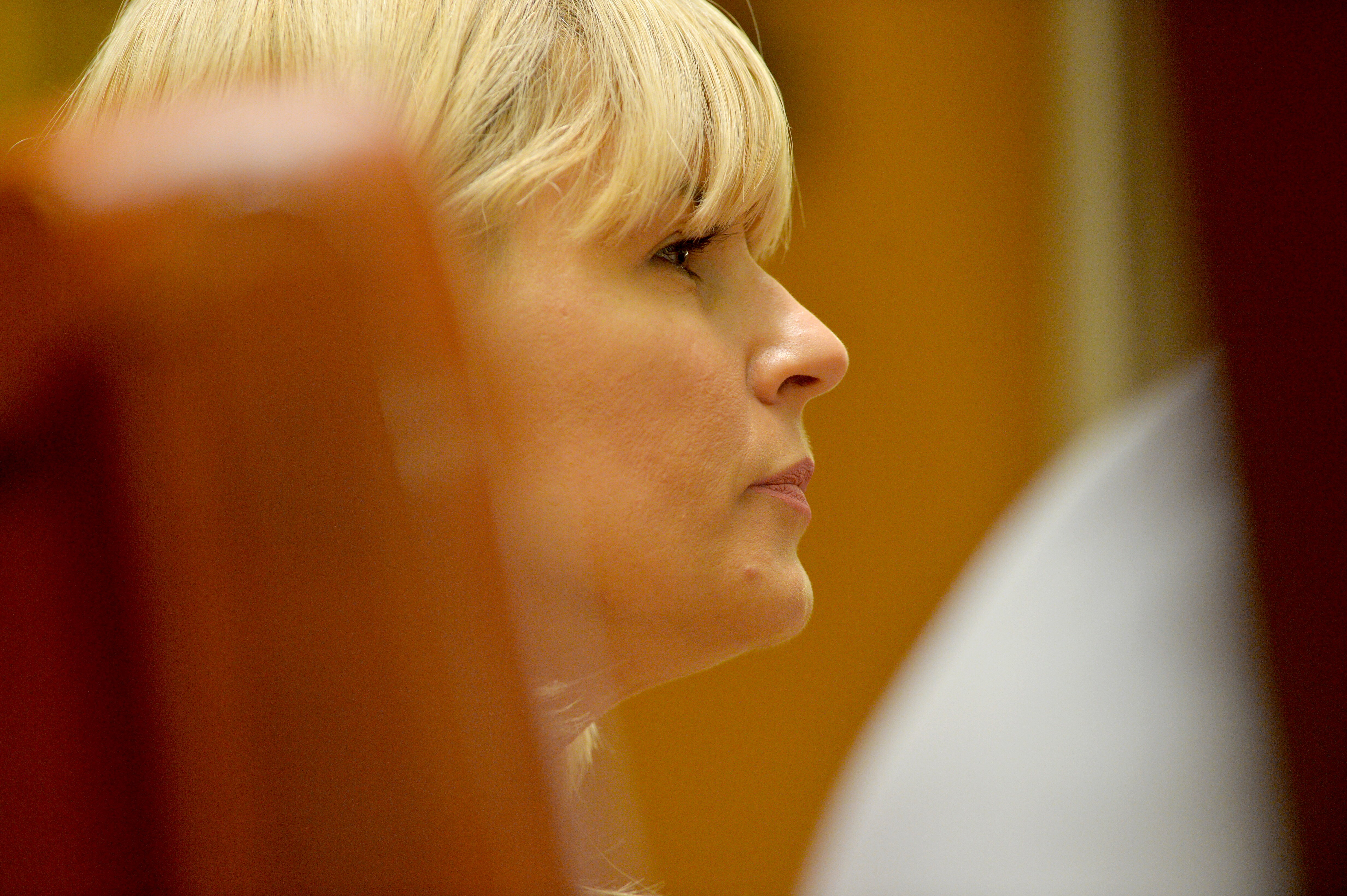 Elena Udrea rămâne cu o PEDEAPSĂ mai mică de executat. Avocat: „Pe la jumătatea lui iunie poate formula cererea de liberare condiționată”